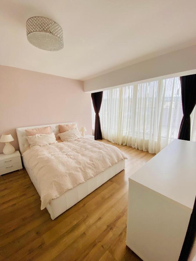 La Maison De Macarons, Your Sweet Home In Cluj Exterior foto